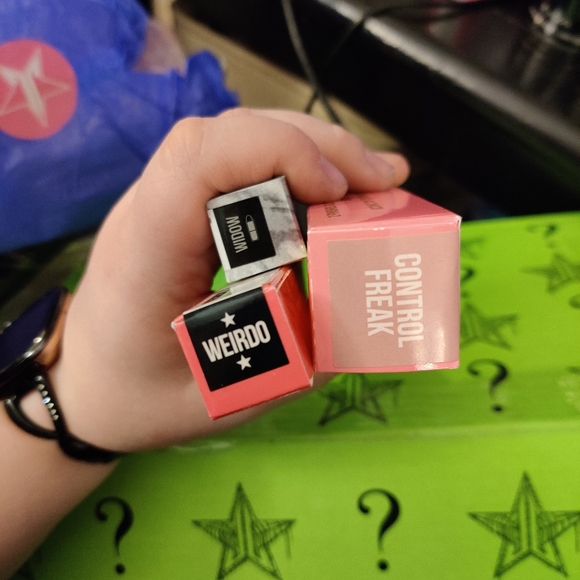 Jeffree Star Premium Halloween Mystery Box - Picture 6 of 6